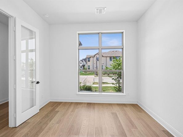 1112  Rosemary Lane , Crowley Texas 76036