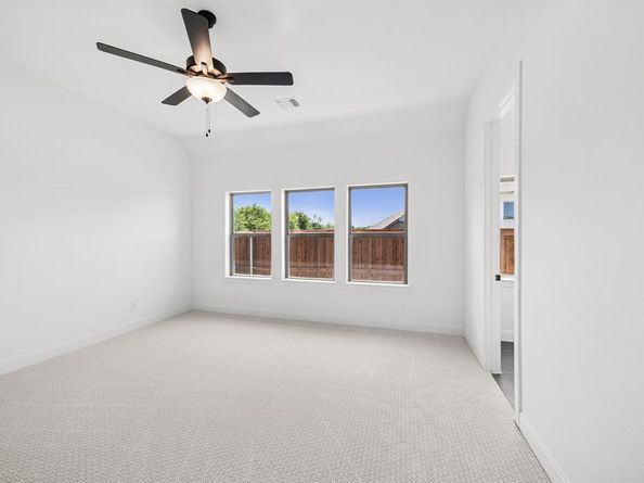 1112  Rosemary Lane , Crowley Texas 76036