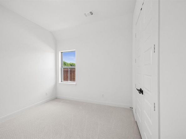1112  Rosemary Lane , Crowley Texas 76036