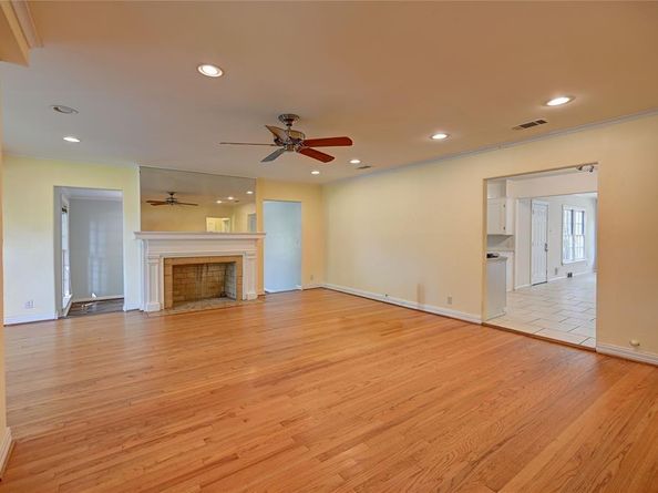 9614  El Patio Drive , Dallas Texas 75218