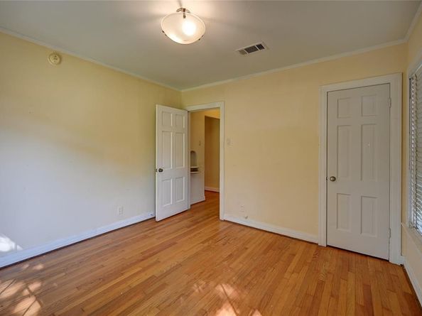 9614  El Patio Drive , Dallas Texas 75218