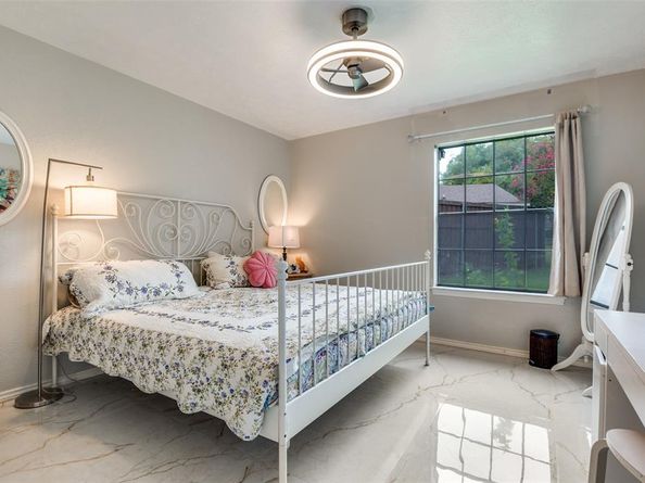 950  Shady Cove Place , DeSoto Texas 75115