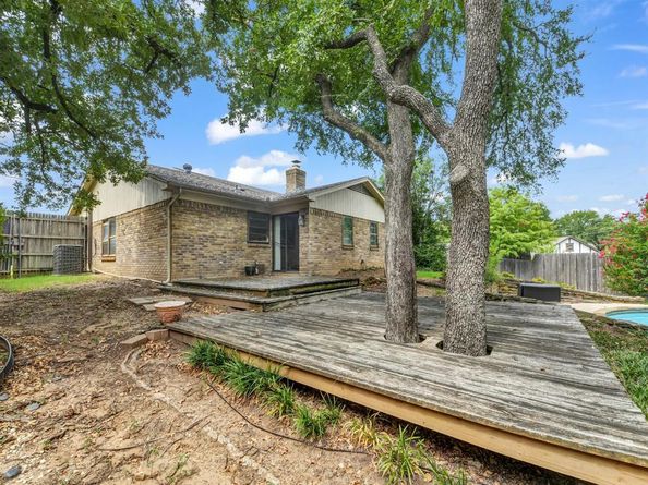 8209  Spruce Court , North Richland Hills Texas 76182