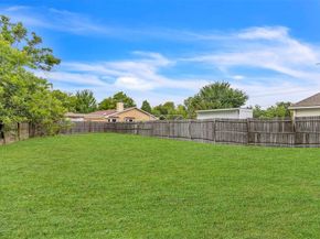 2933  Curvilinear Court , Dallas Texas 75227
