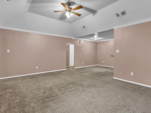 2933  Curvilinear Court , Dallas Texas 75227