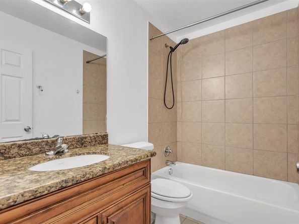 2933  Curvilinear Court , Dallas Texas 75227