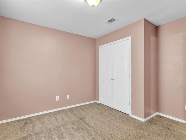 2933  Curvilinear Court , Dallas Texas 75227