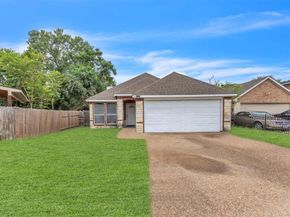 2933  Curvilinear Court , Dallas Texas 75227