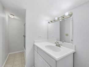 11108  Manorview Circle , Dallas Texas 75228