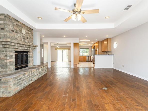 11108  Manorview Circle , Dallas Texas 75228