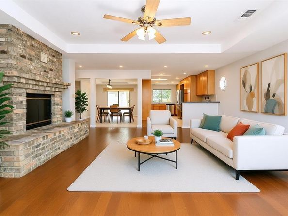 11108  Manorview Circle , Dallas Texas 75228