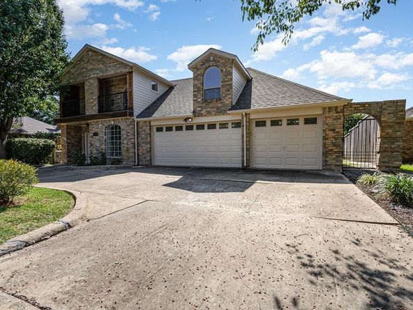 11108  Manorview Circle , Dallas Texas 75228