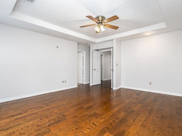 11108  Manorview Circle , Dallas Texas 75228