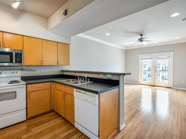 3102  Kings Road  2308, Dallas Texas 75219