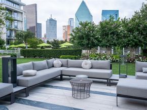 1918  Olive Street  1002, Dallas Texas 75201