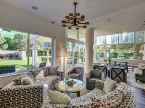 1918  Olive Street  1002, Dallas Texas 75201