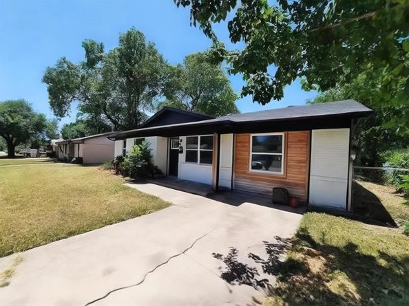 1307  Eastern Heights Drive , Mesquite Texas 75149