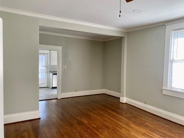 4936  Worth Street  AE, Dallas Texas 75214