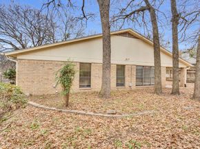 4515  Indian Oaks Trail , Arlington Texas 76017