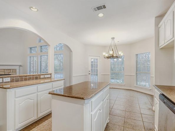 2207  Creekedge Court , Corinth Texas 76210