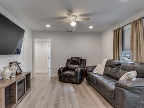 2711  San Diego Drive , Dallas Texas 75228