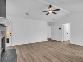 319  Faircrest Drive , Arlington Texas 76018