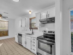 319  Faircrest Drive , Arlington Texas 76018