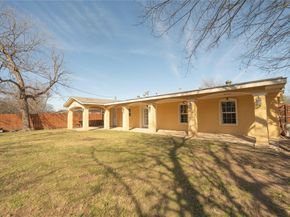 913  Russell Road , Everman Texas 76140