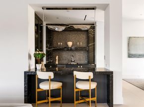 4527 N Lindhurst Avenue , Dallas Texas 75229