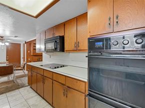 1715  Shady Glen Lane , Dallas Texas 75232