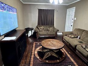 2906 W 9th Street , Dallas Texas 75211