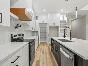 1531 E Waco Avenue , Dallas Texas 75216