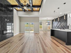 1531 E Waco Avenue , Dallas Texas 75216