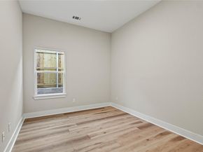 1531 E Waco Avenue , Dallas Texas 75216