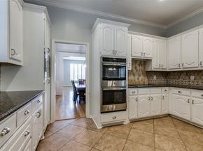 5807  Covehaven Drive , Dallas Texas 75252