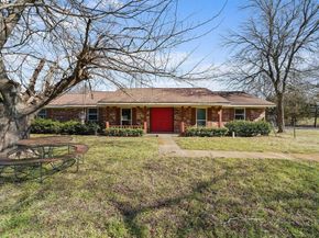 1006 S Clark Road , Cedar Hill Texas 75104
