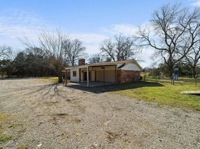 1006 S Clark Road , Cedar Hill Texas 75104