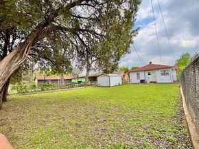 619  Delaware Street , Dallas Texas 75208