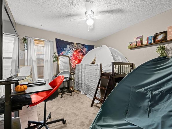 2111  Turf Club Drive Drive , Arlington Texas 76017