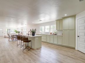 5440  Fursman Avenue , Fort Worth Texas 76114