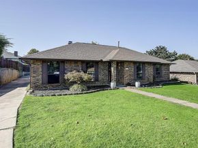 1716  Rosemeade Circle , Carrollton Texas 75007