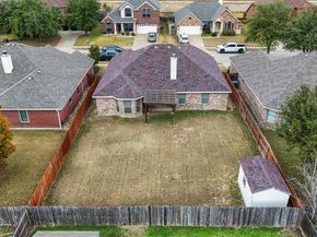 1510  White Willow Lane , Arlington Texas 76002