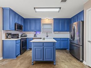 1510  White Willow Lane , Arlington Texas 76002