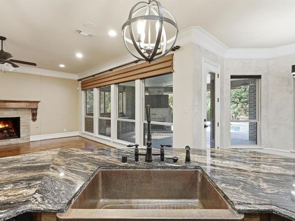 8415  Canyon Crossing  , Lantana Texas 76226