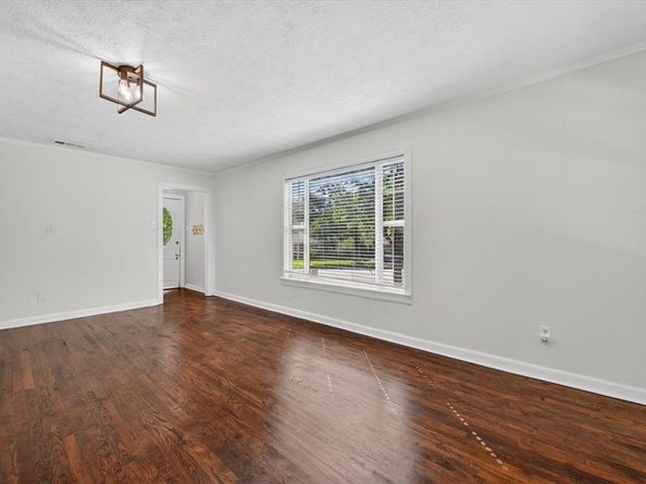 2129  Cardinal Lane , Fort Worth Texas 76111