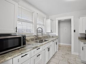 2703  Gladstone Drive , Dallas Texas 75211