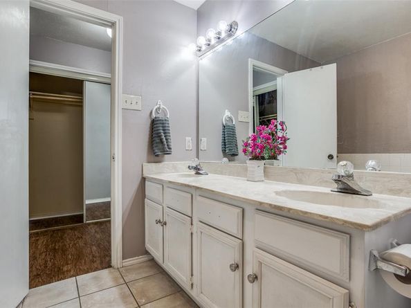 5913  Lake Hubbard Parkway  221, Garland Texas 75043