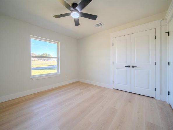 1216  Nokomis Avenue , Dallas Texas 75224