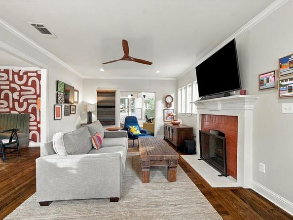 1006  Cordova Street , Dallas Texas 75223