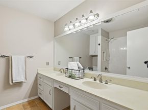 22  Doral Court , Pantego Texas 76013